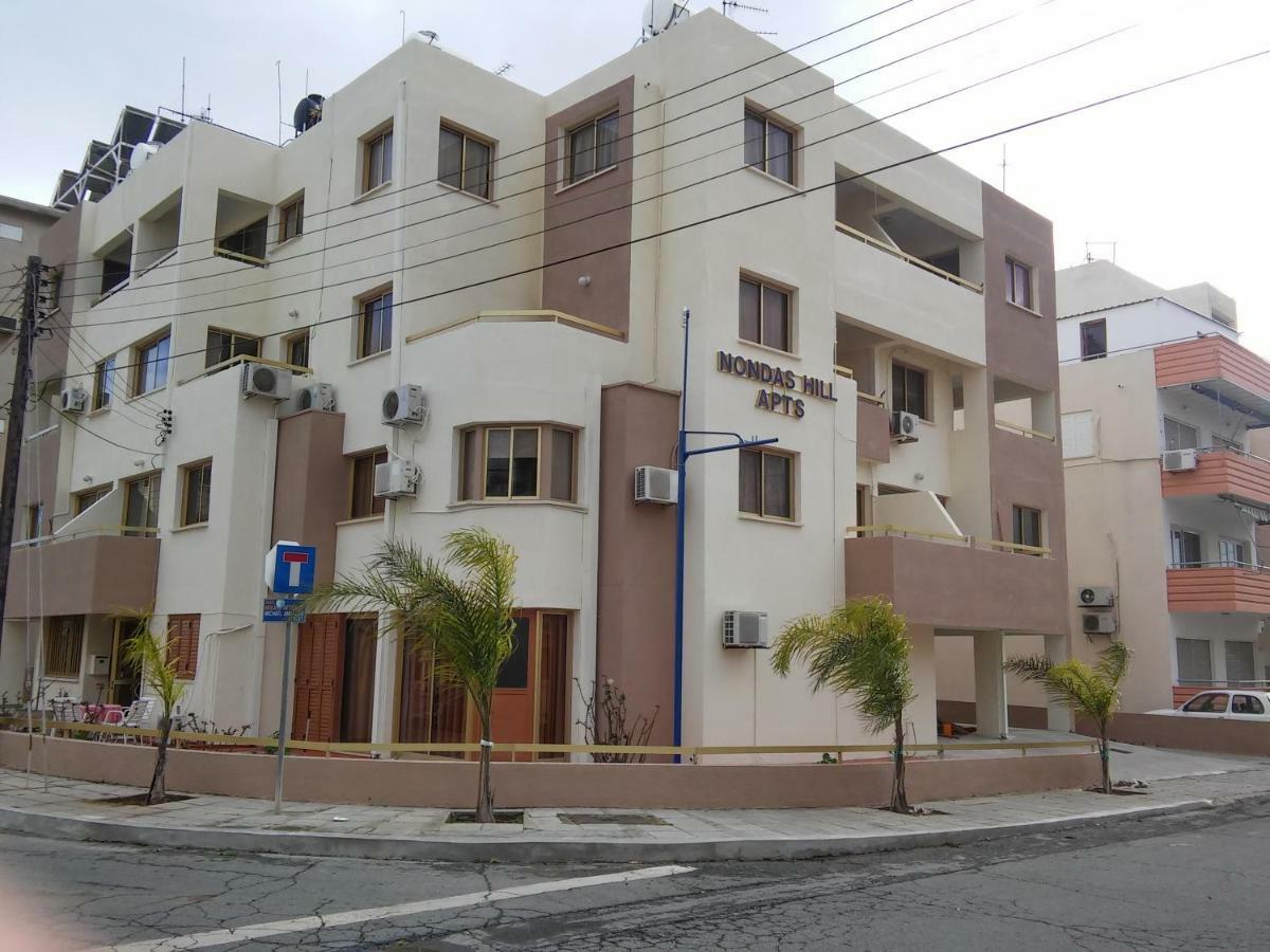 St. Mamas Apts Scala Buitenkant foto